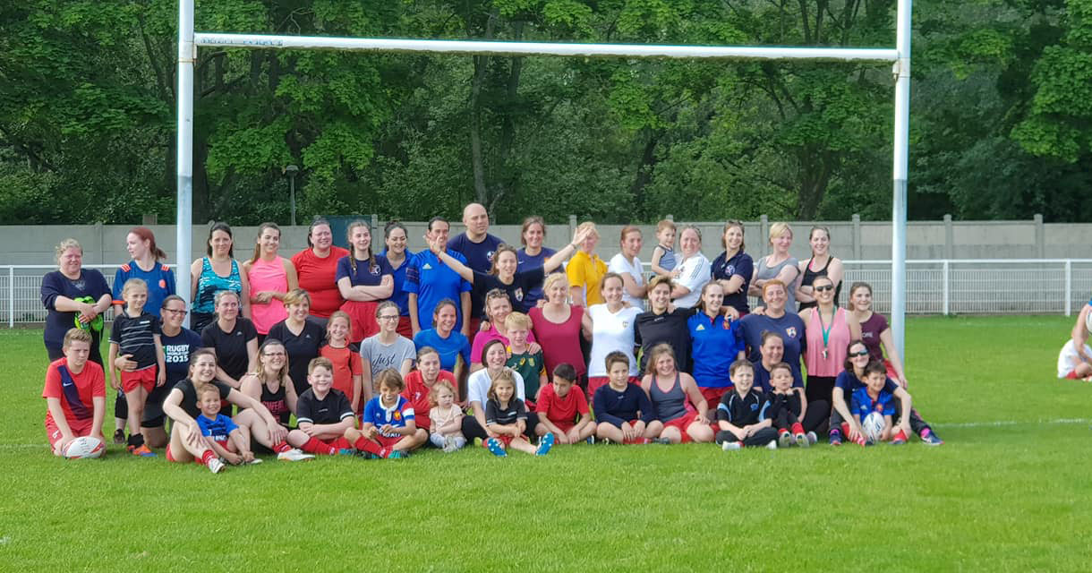 ramène ta mère à l'école de rugby
