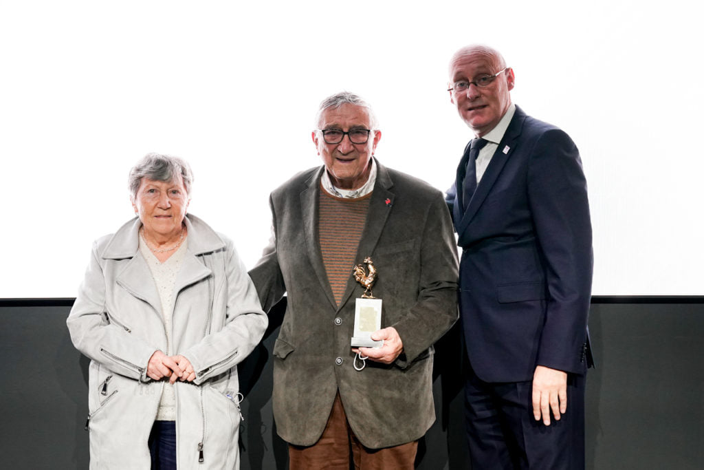 remise de la medaille d'or de la FFR par Bernard LAPORTE